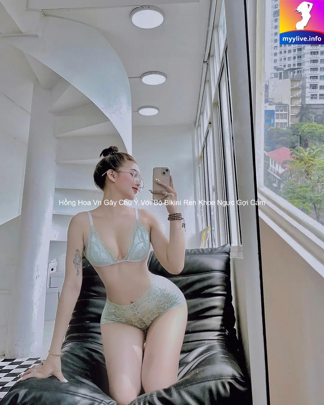 Hồng Hoa Vn Gây Chú Ý Với Bộ Bikini Ren Khoe Ngực Gợi Cảm 5